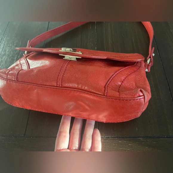 B. Makowsky cross body bag - Picture 11 of 13